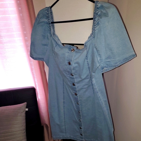 Plus Size Forever 21 Chambray Puff-Sleeve Dress - Picture 5 of 5